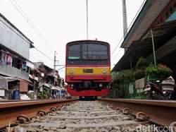 Evakuasi Kereta Selesai, KCJ: Masih Butuh Waktu Untuk Mengurai Penumpukan