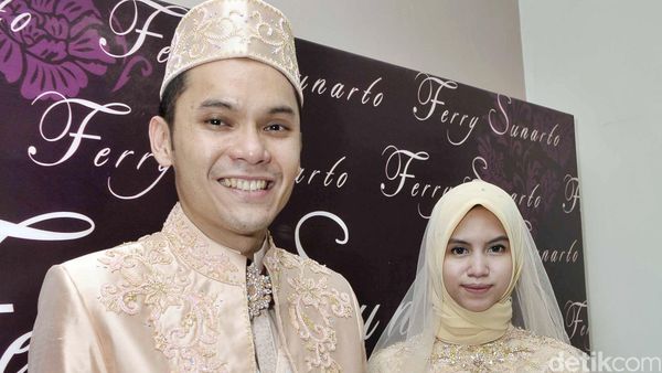 Mengintip Baju Pengantin Ben Kasyafani dan Calon Istri