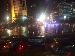 Lalin di Bundaran HI Ramai Lancar, Polisi Tegur Lebih dari 100 Pengendara