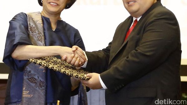 Sertijab Menkeu dari Bambang Brodjo ke Sri Mulyani