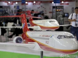 Maskapai RI Pesan 30 Pesawat Jet Made in China Rp 29,9 Triliun Maskapai RI Pesan 30 Pesawat Jet Made in China Rp 29,9 Triliun