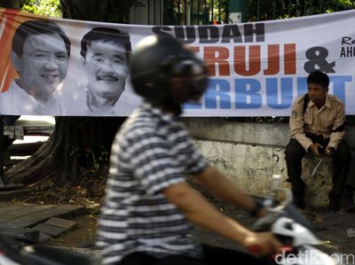 Spanduk Dukungan Ahok-Djarot