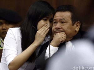 Jaksa Akan Tanya Jessica Soal Celana yang Dibuang