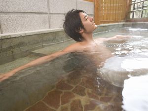 Ada yang Mau Coba Mandi Sauna Pakai Uap Sampah?