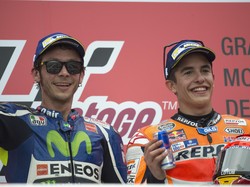 Bagi Pol Espargaro, Rossi dan Marquez Ibarat Messi