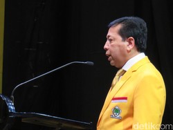 Survei Tunjukkan Elektabilitas Ahok Turun, Ketum Golkar: Ahok Harga Mati!