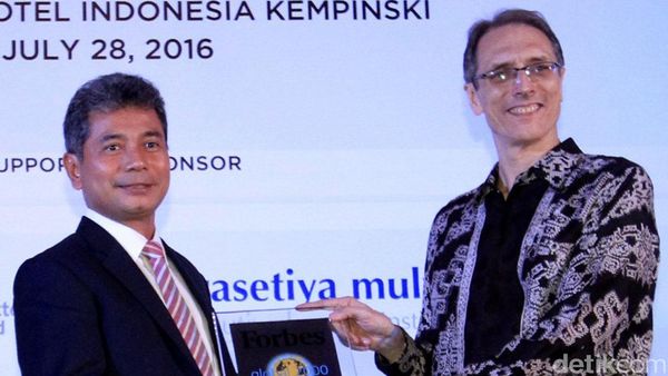 BRI Terima Penghargaan dari Forbes Indonesia