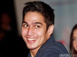 Kekasih Marcel Chandrawinata Merasa Seperti Cinderella, Kenapa?