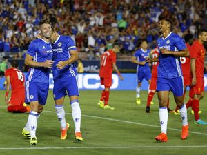 Kepala Cahill Bawa Chelsea Kalahkan Liverpool 1-0 Kepala Cahill Bawa Chelsea Kalahkan Liverpool 1-0