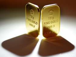 Harga Emas Antam Masih Tembus Rekor, Mau Beli?