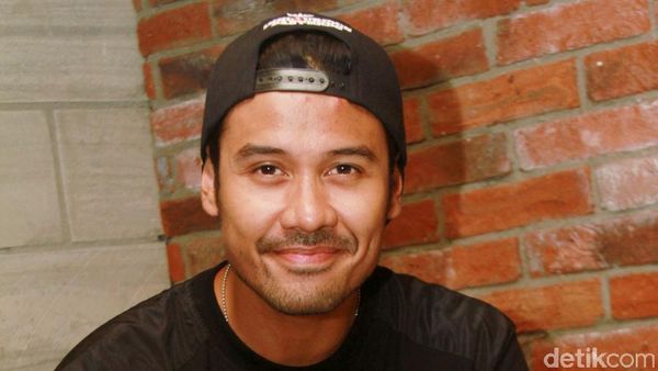 Deretan Selebriti di Pemutaran Perdana Film 3 Srikandi