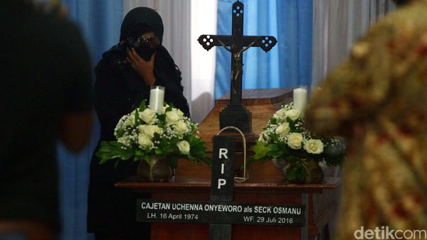 Jenazah Seck Osmane Tiba di RS Carolus