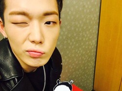 Bobby iKON Umumkan Pernikahan dengan Kekasih yang Sedang Hamil