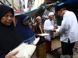 Jelang Pilgub DKI, Sjafrie Sjamsoeddin Blusukan ke Kampung Pulo