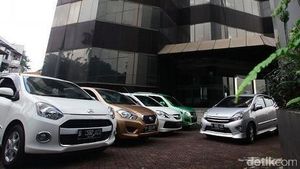Mobil Murah yang Tak Lagi Terjangkau