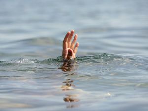 Putus Asa Ditolak Masuk ke Italia, 3 Migran Nekat Lompat ke Laut Putus Asa Ditolak Masuk ke Italia, 3 Migran Nekat Lompat ke Laut