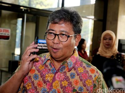 Jampidsus Arminsyah Sambangi KPK