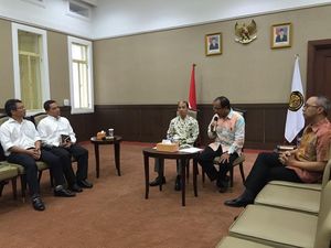 Rekam Jejak Staf Ahli yang Juga Tangan Kanan Menteri ESDM Disorot