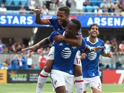 Drogba Masih Akrab dengan Gawang Arsenal