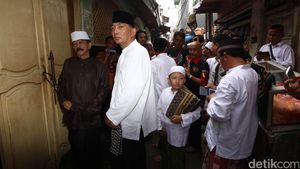 Sjafrie Sjamsoeddin Blusukan ke Kampung Pulo