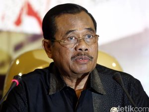 Kejagung Hati-hati Tetapkan Tersangka Kasus Mobile-8 Kejagung Hati-hati Tetapkan Tersangka Kasus Mobile-8
