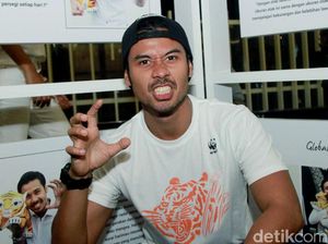 Aksi Para Selebriti di Global Tiger Day