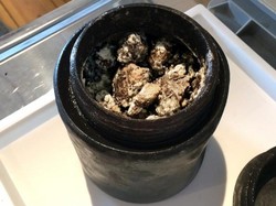 Penyelam Temukan Keju Berusia 340 Tahun dalam Bangkai Kapal