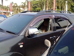 Kaca Mobil Nasabah Dibobol di Parkiran Bank di Tangsel, Rp 128 Juta Raib