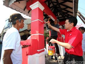 Lomba Hias Gapura Merah Putih
