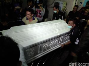 Tantowi Yahya Kenang Mike Mohede Sosok Hangat dan Sederhana