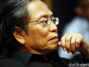 Jalaluddin Rakhmat Wafat karena COVID-19, Istrinya Meninggal 4 Hari Sebelumnya Jalaluddin Rakhmat Wafat karena COVID-19, Istrinya Meninggal 4 Hari Sebelumnya