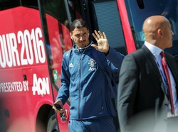 Tak Ada Kolam Renang, Ibrahimovic Tinggalkan Hotel yang Disediakan MU