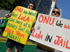 Sepekan Jelang Olimpiade Rio, Ribuan Warga Brasil Berunjuk Rasa