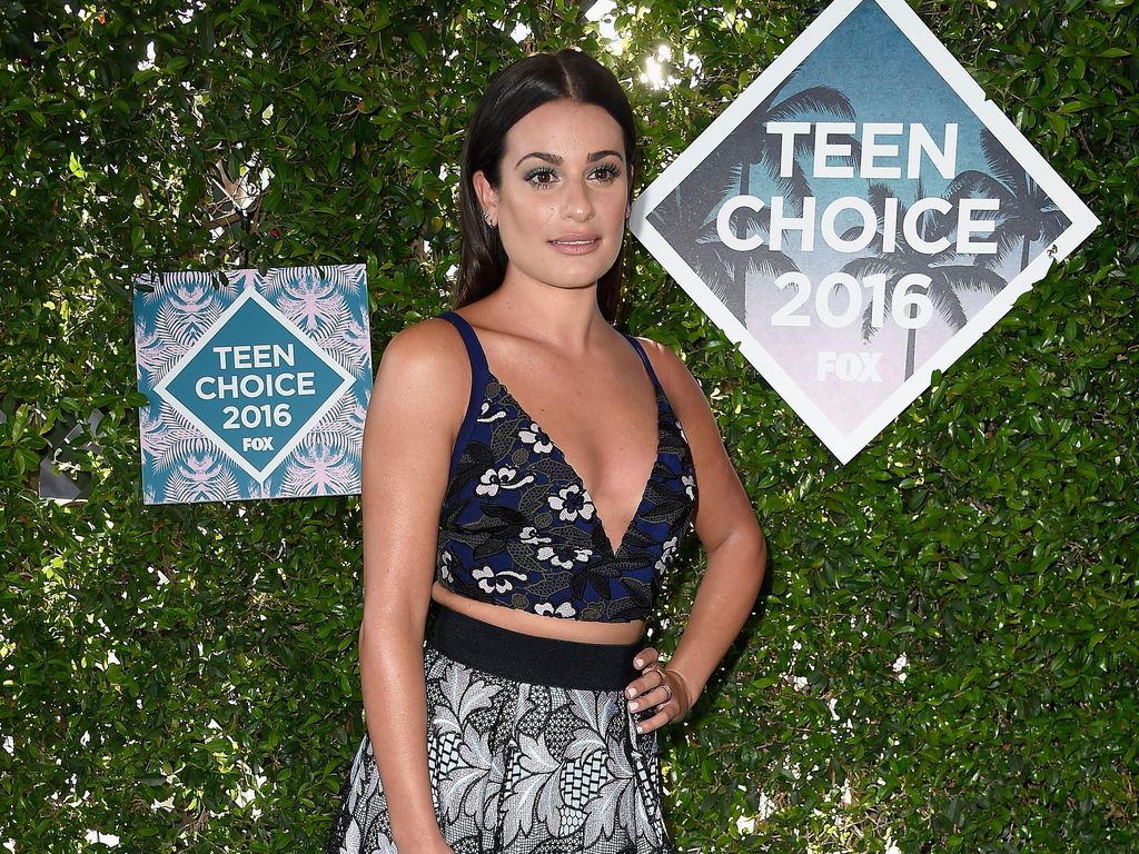Bukan Hanya Demi Langsing, Ini Sebab Lain Lea Michele Rajin Olahraga Bukan Hanya Demi Langsing, Ini Sebab Lain Lea Michele Rajin Olahraga