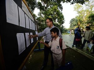 Kegiatan Anies Setelah Tak Jadi Menteri: Antar Anak Hingga Ikut Wanadri Kegiatan Anies Setelah Tak Jadi Menteri: Antar Anak Hingga Ikut Wanadri