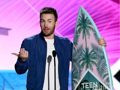 Para Bintang di Teen Choice Awards 2016