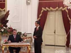 Bertemu Presiden Tajikistan, Jokowi Sepakati Kerja Sama Kontra Terorisme