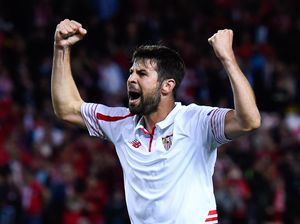 Schalke Boyong Coke dari Sevilla