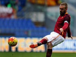 Belum Pikirkan Kontrak, De Rossi Fokus Mengejar Musim Bagus dengan Roma