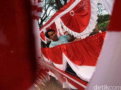 Bendera Merah Putih Gagal Dikibarkan Saat Upacara HUT Korpri