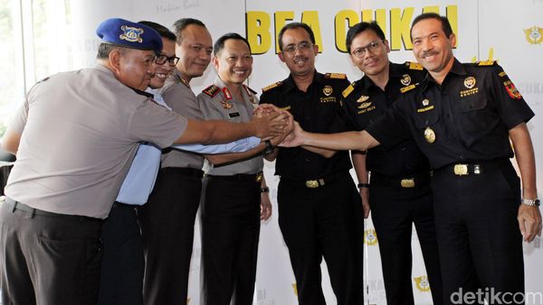 Kapolri Rakor dengan Dirjen Bea dan Cukai