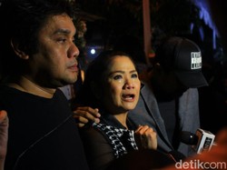 Terakhir Bertemu, Vina Panduwinata Tak Rasakan Ada yang Aneh pada Mike