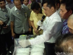 Selain 15 Kg Sabu, BNN Sita US$ 7.000 dari WN Taiwan