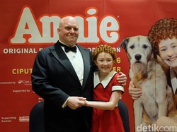 Melihat Cuplikan Musikal Annie di Jakarta