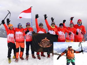 Cerita Anggota DPR Kibarkan Merah Putih di Puncak Elbrus