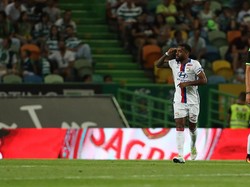 Lyon Masih Mungkin Jual Lacazette