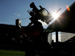 Hak Siar, Durian Runtuh Premier League