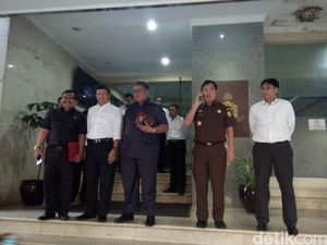 Jampidsus Temui Kabareskrim, Bahas Kasus TPPI