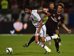 Kans Milan Dapatkan Clement Grenier Terbuka
