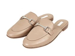 Editors Choice: Tampil Rapi Tapi Nyaman dengan 5 Sepatu Backless Loafers